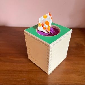 Lovevery Magic Tissue Box